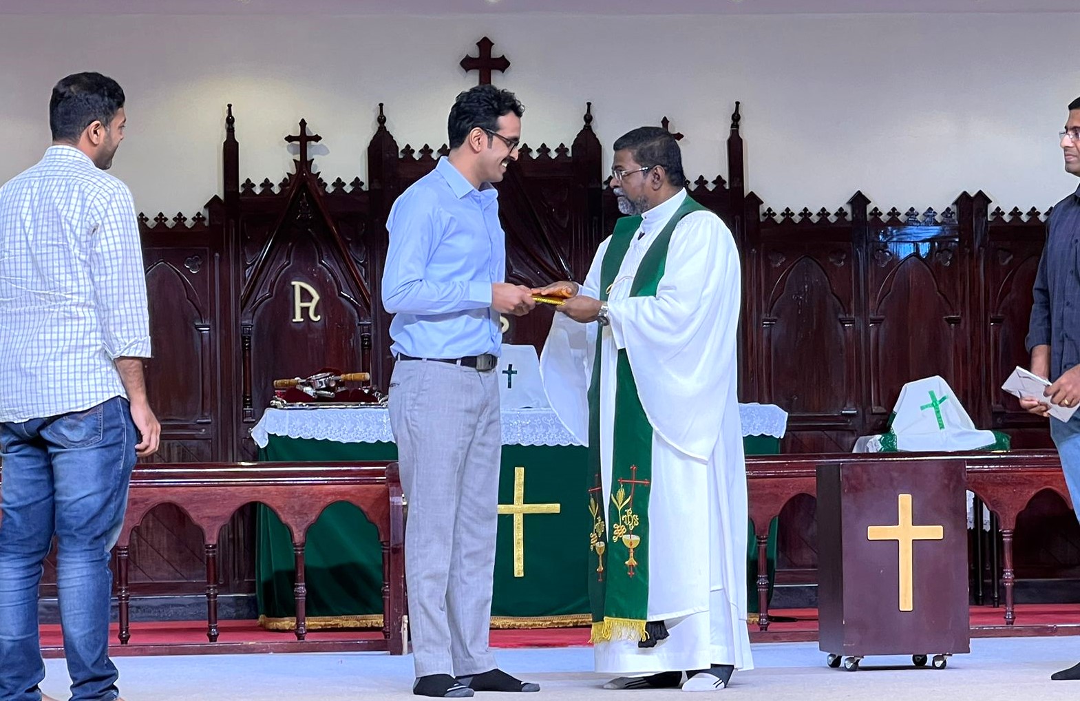 Youth Movement Bible Quiz- October 2023_First Prize to Mr. Ronish Georgy John